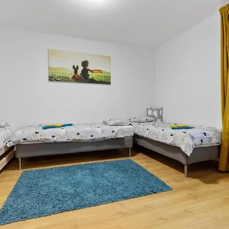 Center 2 Bedroom Ac * Bratislava