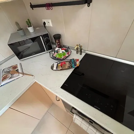 Center 2 Bedroom Ac Lejlighed