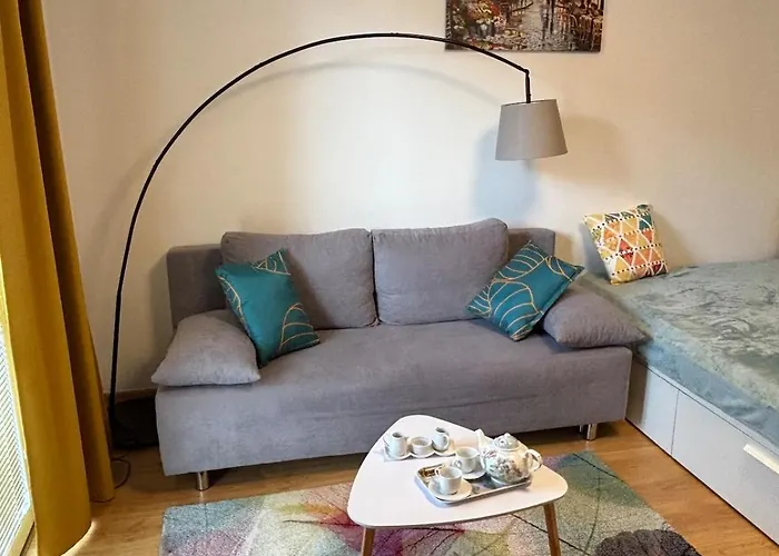 아파트 Center 2 Bedroom Ac *