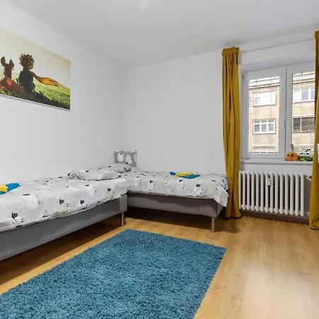 Center 2 Bedroom Ac Appartement *